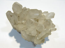 Laden Sie das Bild in den Galerie-Viewer, Bergkristall Stufe 6,5cm 115g Grieswies-Schwarzkopf Rauris Salzburg, Österreich