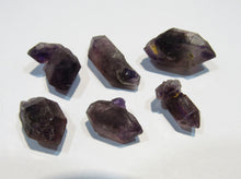 Laden Sie das Bild in den Galerie-Viewer, Amethyst 6Stk. Doppelender 18-25mm violett Tibet Himalaya, China