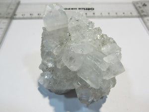 Apophyllit feine Glanz Kristall Stufe 7x6x6cm Handstufe Poona, Indien