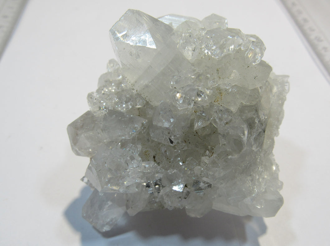 Apophyllit feine Glanz Kristall Stufe 7x6x6cm Handstufe Poona, Indien