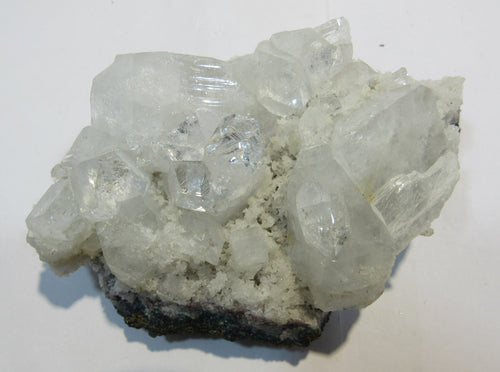 Apophyllit mit Stilbit feine Kristallstufe Chalcedon Matrix 9cm Jalgaon, Indien