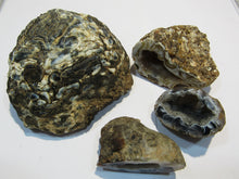 Laden Sie das Bild in den Galerie-Viewer, Achat Set edle Chalcedon Mandeln geschlossen und geschnitten 312g, Brasilien