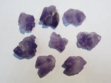 Laden Sie das Bild in den Galerie-Viewer, Amethyst 8Stk. Stüfchen mit Doppelender 2,5-3,5cm dezent violett Balkash, Kasachstan