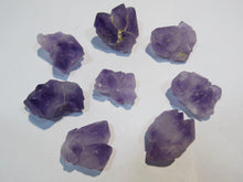 Laden Sie das Bild in den Galerie-Viewer, Amethyst 8Stk. Stüfchen mit Doppelender 2,5-3,5cm dezent violett Balkash, Kasachstan