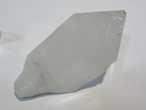 Bergkristall Spitze mit Seitenflächen Hochglanz 9cm Minas Gerais, Brasilien