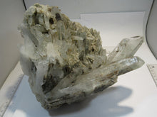 Laden Sie das Bild in den Galerie-Viewer, Bergkristall Stufe 20cm 4Kg Grieswies Pinzgau Rauris Salzburg, Österreich