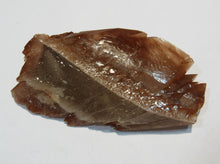Laden Sie das Bild in den Galerie-Viewer, Calcit rote Treppen Spat Kristall 1A Glanz Stufe 147g Hubei, China