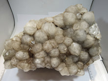 Laden Sie das Bild in den Galerie-Viewer, Rauchquarz Kristallspitzen Großstufe 27cm 10,6Kg Usingen Taunus, Deutschland