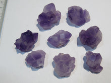 Laden Sie das Bild in den Galerie-Viewer, Amethyst 8Stk. feine Stüfchen z.T. Doppelender 2,5-3,5cm violett Balkash, Kasachstan