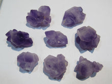 Laden Sie das Bild in den Galerie-Viewer, Amethyst 8Stk. feine Stüfchen z.T. Doppelender 2,5-3,5cm violett Balkash, Kasachstan