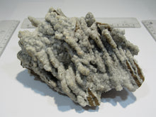 Laden Sie das Bild in den Galerie-Viewer, Calcit Drusenstufe 14cm Hufgard Feldkahl Spessart, Deutschland