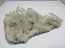 Laden Sie das Bild in den Galerie-Viewer, Bergkristall Stufe 14cm 250g Grieswies Rauris Salzburg, Österreich