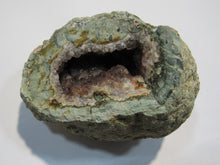 Laden Sie das Bild in den Galerie-Viewer, Amethyst halbe Geode geknackt 290g Juchem Idar Oberstein, Deutschland