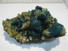 Laden Sie das Bild in den Galerie-Viewer, Fluorit blau grün Kristall Stufe 12cm 400g Tsumeb Mine, Namibia