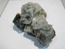 Laden Sie das Bild in den Galerie-Viewer, Fluorit Würfel Kristall Stufe 11cm 600g Tsumeb Mine, Namibia