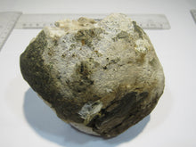Laden Sie das Bild in den Galerie-Viewer, Amethyst halbe Geode geknackt 760g Juchem Idar Oberstein, Deutschland