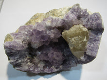Laden Sie das Bild in den Galerie-Viewer, Amethyst halbe Geode geknackt 760g Juchem Idar Oberstein, Deutschland