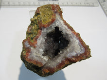 Laden Sie das Bild in den Galerie-Viewer, Quarz Druse Goethit Geode 220g Fischbachtal Idar Oberstein, Deutschland