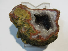 Laden Sie das Bild in den Galerie-Viewer, Quarz Druse Goethit Geode 220g Fischbachtal Idar Oberstein, Deutschland