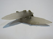 Laden Sie das Bild in den Galerie-Viewer, Calcit Skalenoeder Doppelender Kristall Schwimmer 9cm Kusel, Deutschland