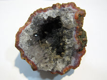 Laden Sie das Bild in den Galerie-Viewer, Quarz Druse Goethit Geode 170g Fischbachtal Idar Oberstein, Deutschland