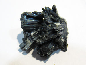 Antimonit mit etwas Schwerspat Kleinstufe Baia Sprie, Rumänien