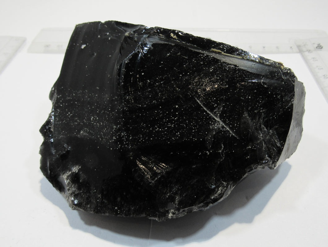 Obsidian erstarrte Lava Drachenstein Vulkanglas Hrafntinnusker, Island