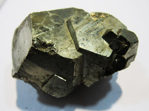 Pyrit Pentagondodekaeder Kristallstufe 280g Rio Marina Elba, Italien