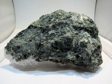 Laden Sie das Bild in den Galerie-Viewer, Bergkristall Nadelquarz Dolomit +Zinkblende Pyrit 2,5Kg 22cm Capnic, Rumänien