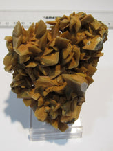 Laden Sie das Bild in den Galerie-Viewer, Baryt Schwerspat Meißelspat Kristall Stufe Grube Clara 8cm Oberwolfach, Deutschland
