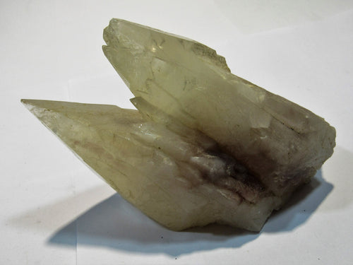 Calcit Slalenoeder Hundezahn Kristall Zwilling 255g Guangxi, China